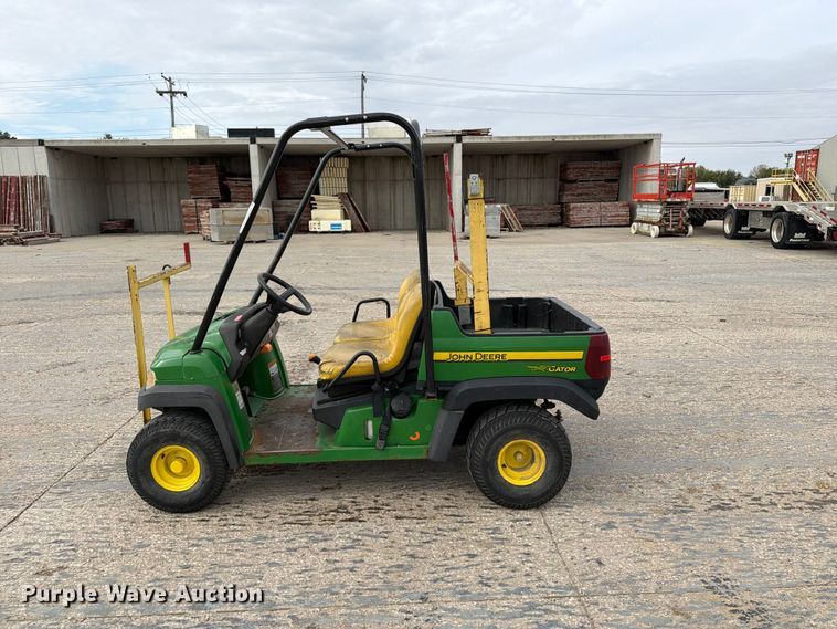 image for item EV7018 John Deere Gator CX utility vehicle