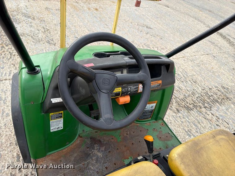 image for item EV7018 John Deere Gator CX utility vehicle