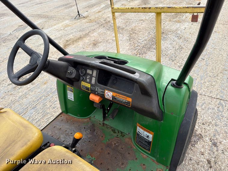 image for item EV7018 John Deere Gator CX utility vehicle