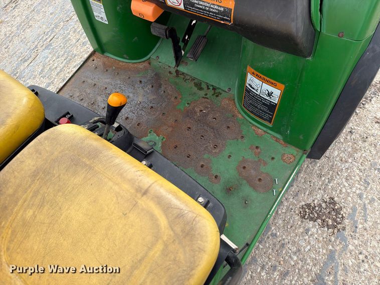 image for item EV7018 John Deere Gator CX utility vehicle