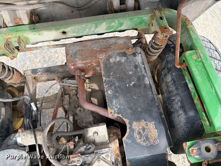 image for item EV7018 John Deere Gator CX utility vehicle