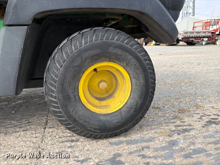 image for item EV7018 John Deere Gator CX utility vehicle