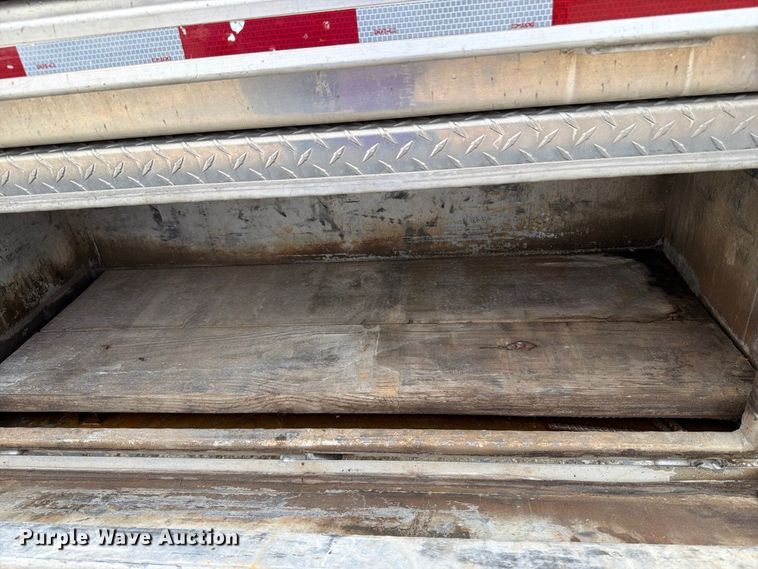 image for item EV7029 2021 Chevrolet Silverado 6500HD flatbed truck