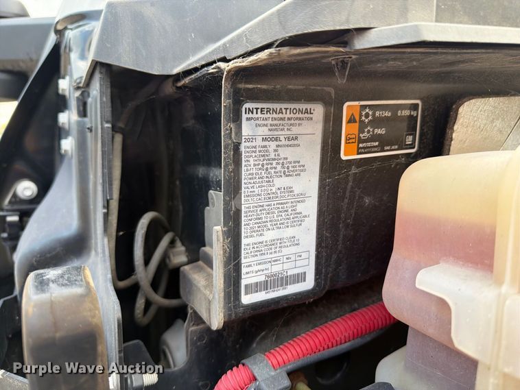 image for item EV7029 2021 Chevrolet Silverado 6500HD flatbed truck