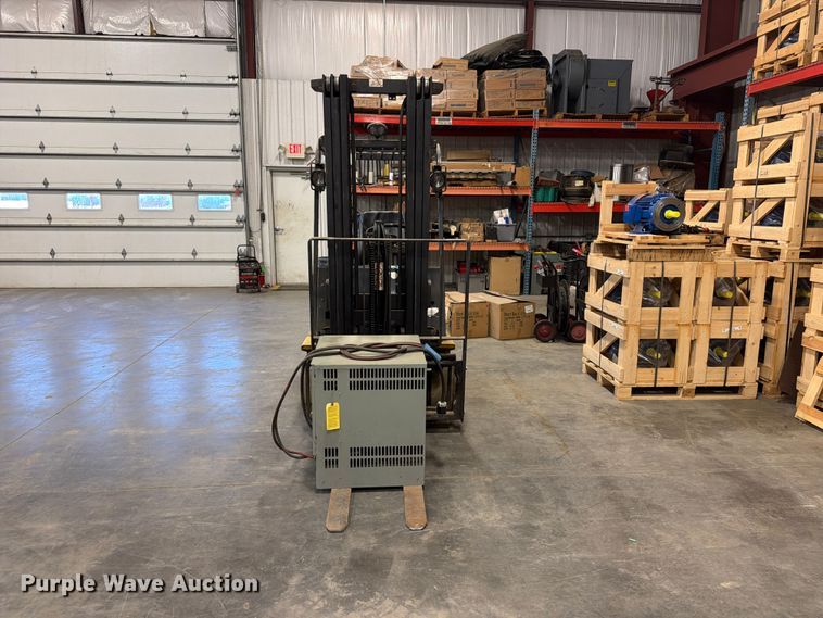 image for item EV7036 Komatsu FB18MG-3 forklift