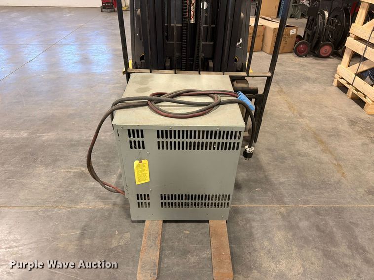 image for item EV7036 Komatsu FB18MG-3 forklift