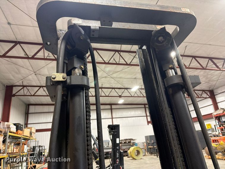 image for item EV7036 Komatsu FB18MG-3 forklift