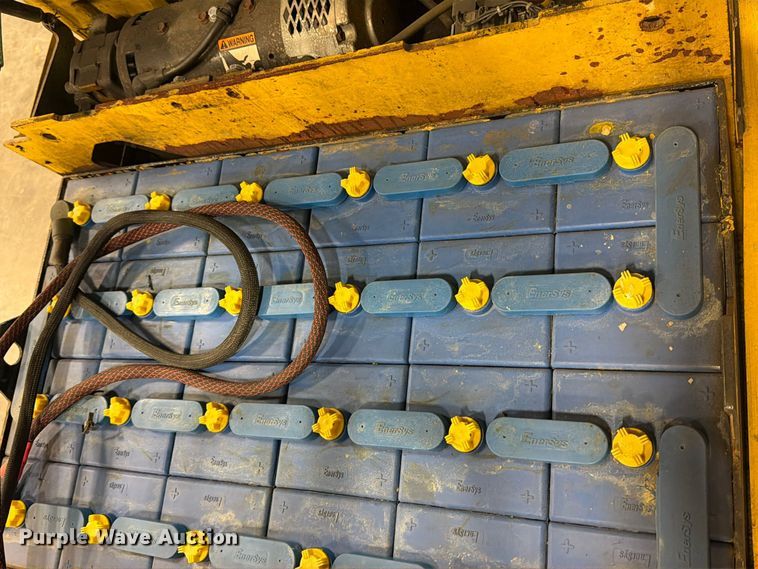 image for item EV7036 Komatsu FB18MG-3 forklift