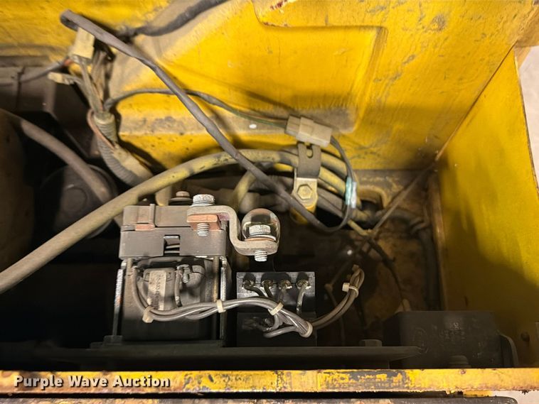 image for item EV7036 Komatsu FB18MG-3 forklift