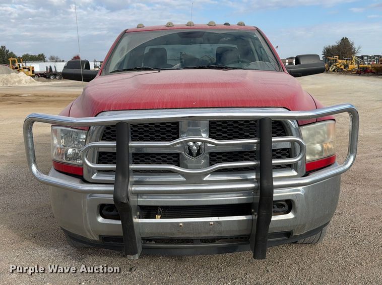 image for item EV7056 2014 RAM 3500 Crew Cab pickup truck
