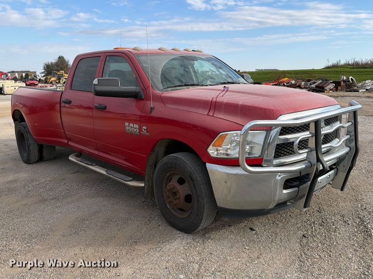image for item EV7056 2014 RAM 3500 Crew Cab pickup truck