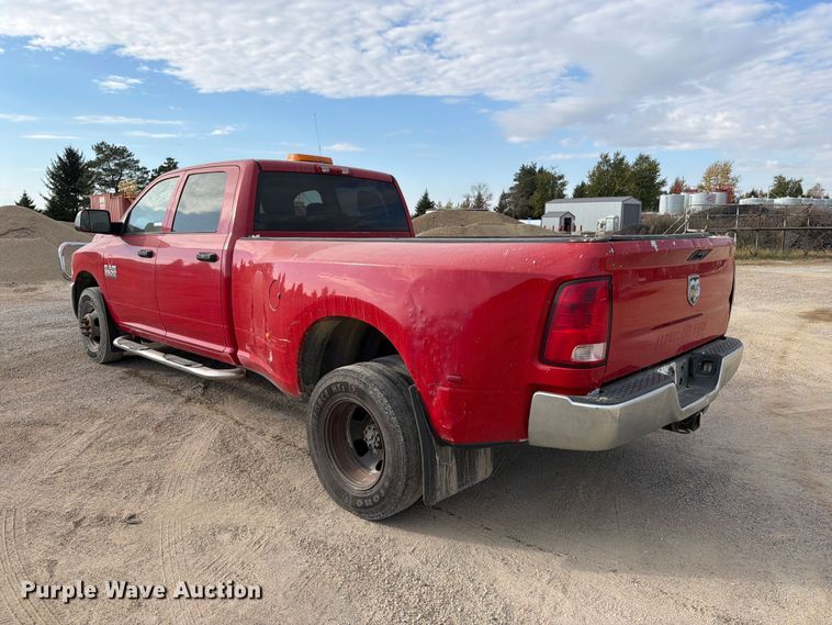 image for item EV7056 2014 RAM 3500 Crew Cab pickup truck