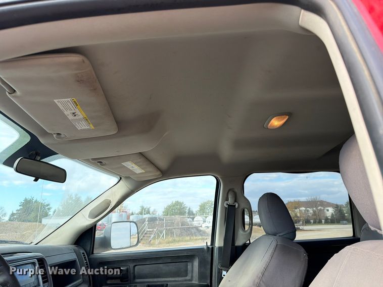 image for item EV7056 2014 RAM 3500 Crew Cab pickup truck