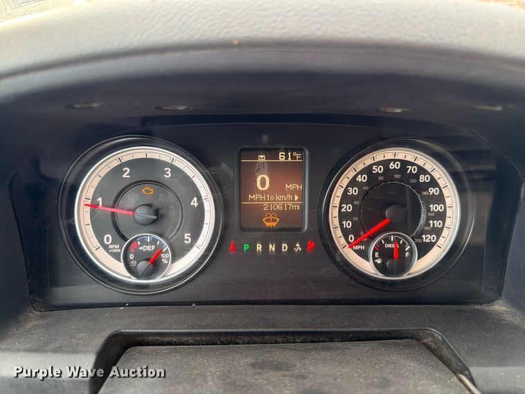 image for item EV7056 2014 RAM 3500 Crew Cab pickup truck