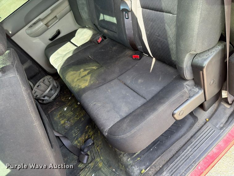 image for item EV7057 2013 Chevrolet Silverado 3500HD Crew Cab pickup truck