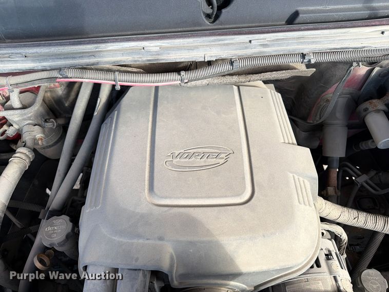 image for item EV7057 2013 Chevrolet Silverado 3500HD Crew Cab pickup truck