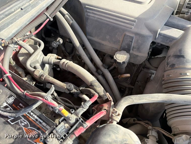 image for item EV7057 2013 Chevrolet Silverado 3500HD Crew Cab pickup truck