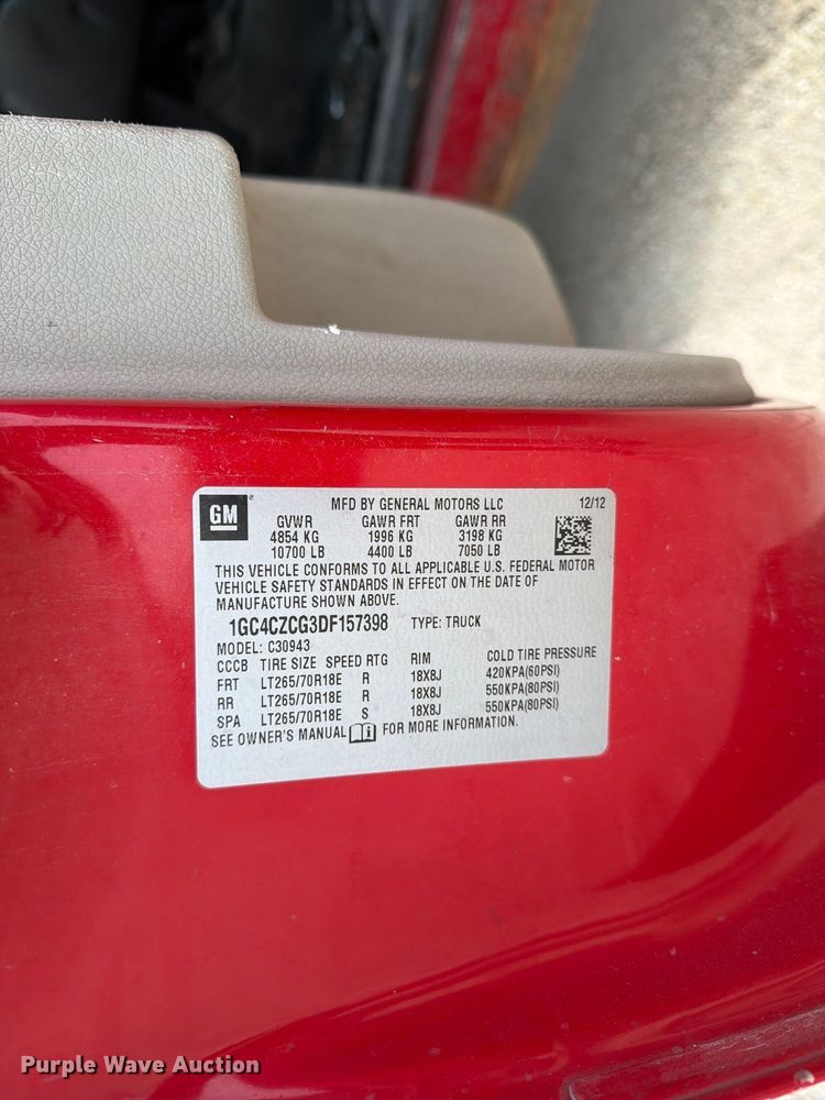 image for item EV7057 2013 Chevrolet Silverado 3500HD Crew Cab pickup truck