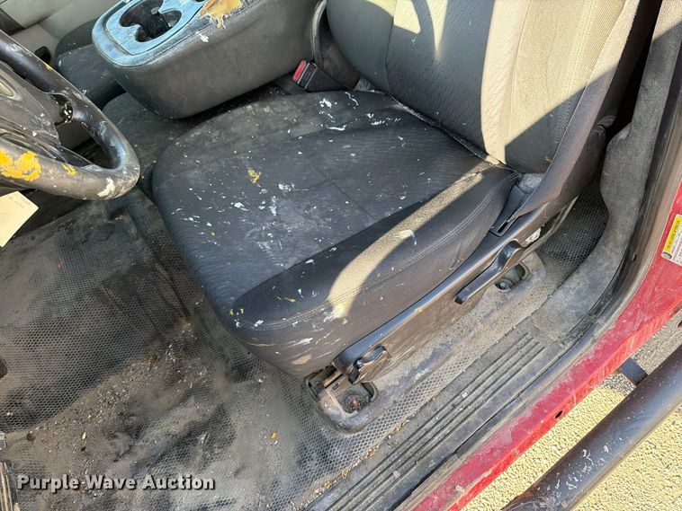 image for item EV7058 2014 Chevrolet Silverado 3500HD Crew Cab pickup truck