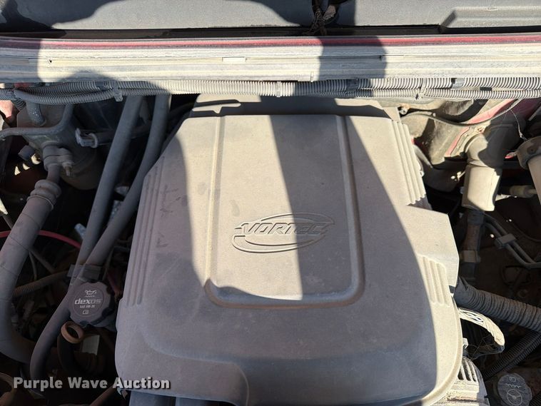 image for item EV7058 2014 Chevrolet Silverado 3500HD Crew Cab pickup truck