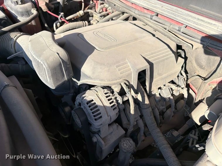 image for item EV7058 2014 Chevrolet Silverado 3500HD Crew Cab pickup truck