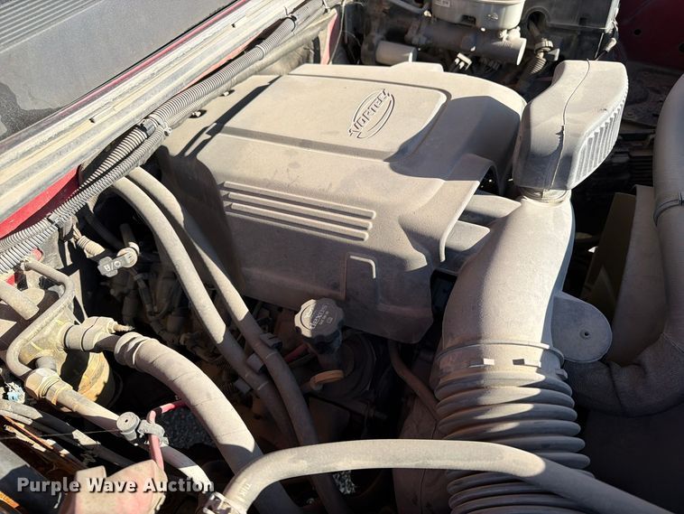 image for item EV7058 2014 Chevrolet Silverado 3500HD Crew Cab pickup truck