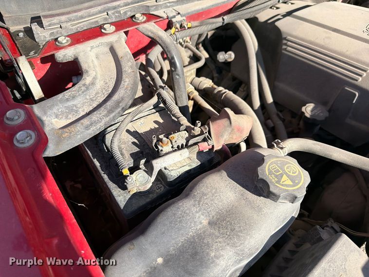 image for item EV7058 2014 Chevrolet Silverado 3500HD Crew Cab pickup truck