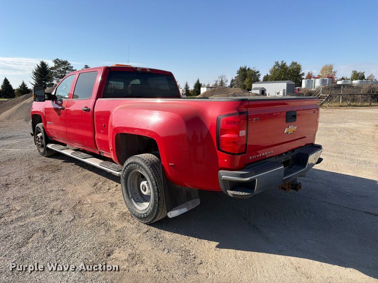 image for item EV7059 2017 Chevrolet Silverado 3500HD Crew Cab pickup truck