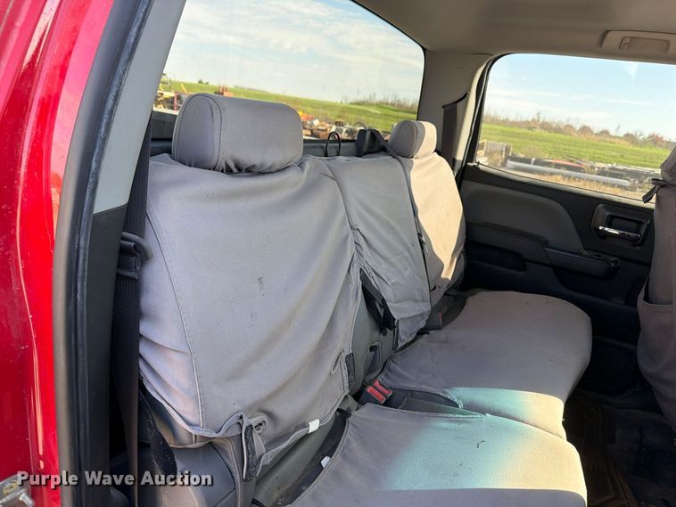 image for item EV7059 2017 Chevrolet Silverado 3500HD Crew Cab pickup truck