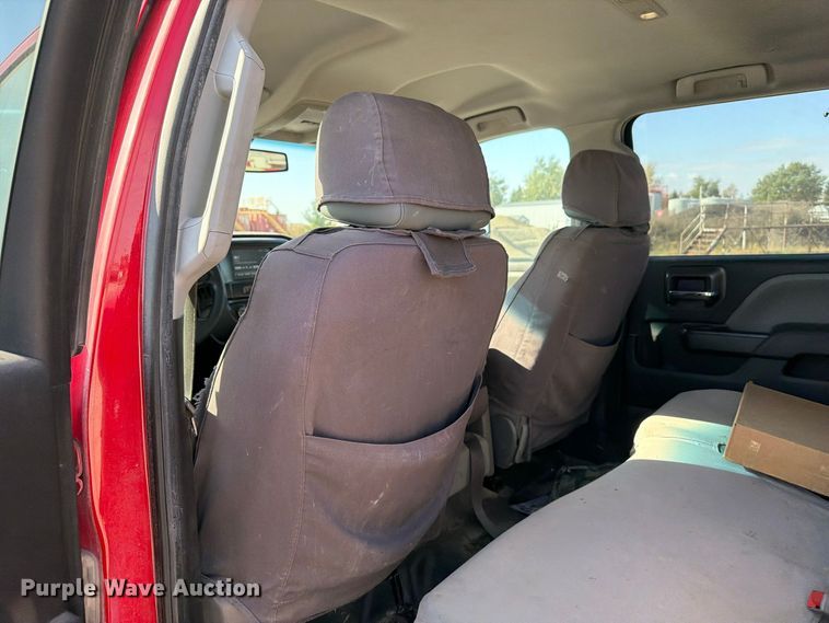 image for item EV7059 2017 Chevrolet Silverado 3500HD Crew Cab pickup truck