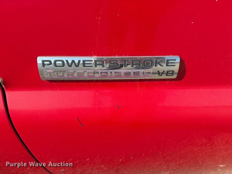 image for item EV7060 2005 Ford F350 Super Duty Ext. Cab pickup truck
