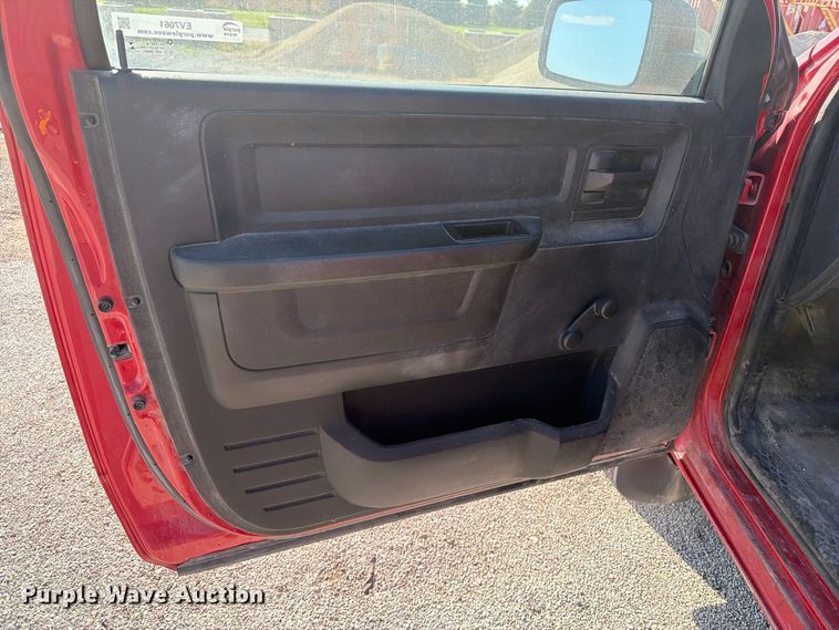 image for item EV7061 2013 RAM 1500 pickup truck