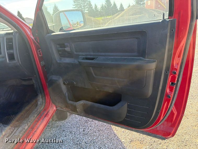image for item EV7061 2013 RAM 1500 pickup truck