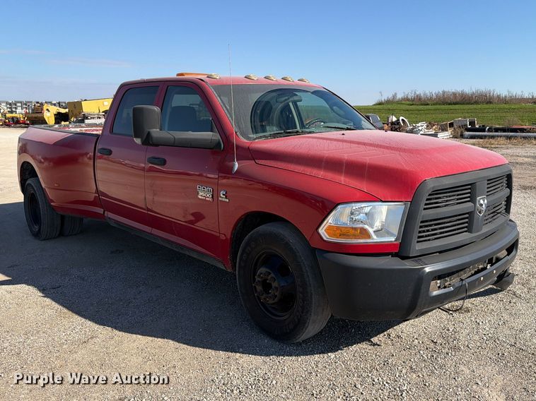 image for item EV7063 2012 Dodge Ram 3500 Heavy Duty Crew Cab pickup truck
