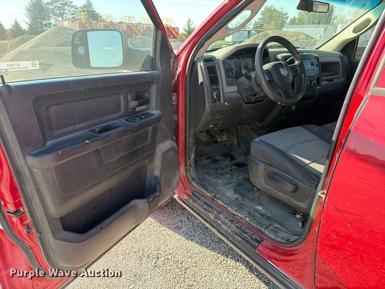 image for item EV7063 2012 Dodge Ram 3500 Heavy Duty Crew Cab pickup truck