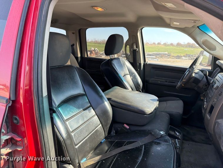 image for item EV7063 2012 Dodge Ram 3500 Heavy Duty Crew Cab pickup truck