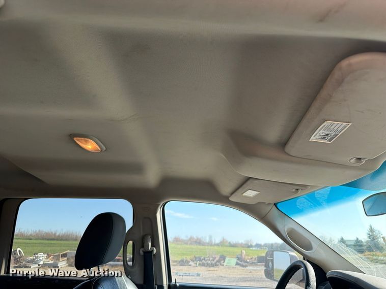 image for item EV7063 2012 Dodge Ram 3500 Heavy Duty Crew Cab pickup truck