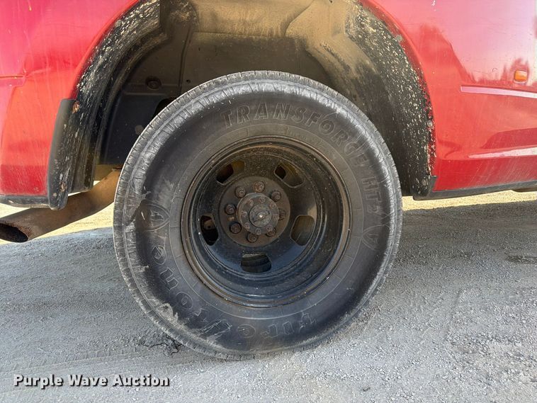 image for item EV7063 2012 Dodge Ram 3500 Heavy Duty Crew Cab pickup truck