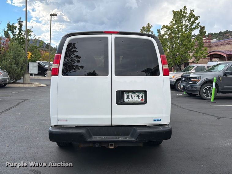 image for item EW1001 2014 Chevrolet Express 1500  van