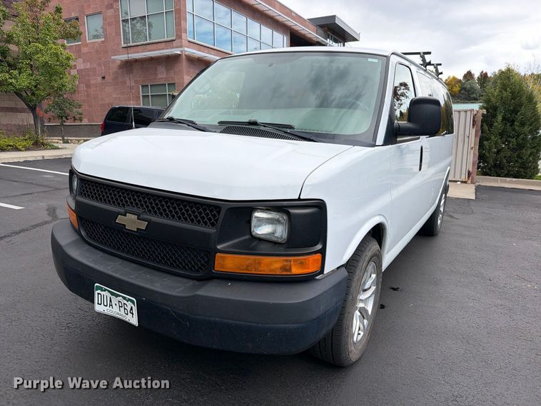 image for item EW1001 2014 Chevrolet Express 1500  van