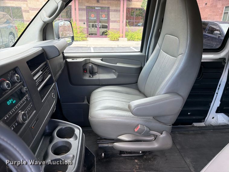 image for item EW1001 2014 Chevrolet Express 1500  van