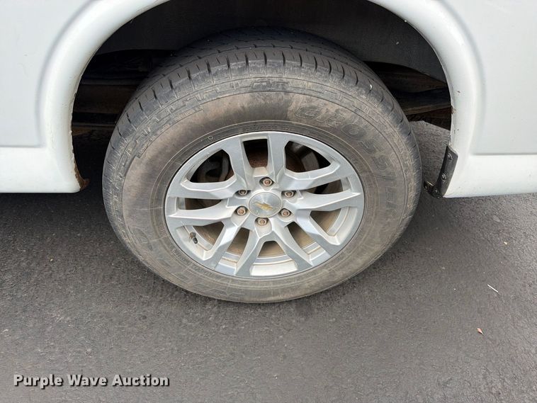 image for item EW1001 2014 Chevrolet Express 1500  van