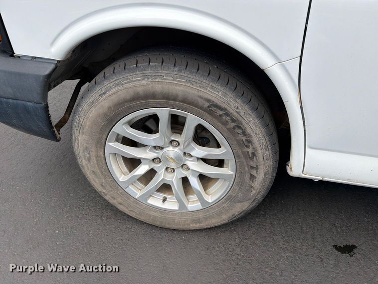 image for item EW1001 2014 Chevrolet Express 1500  van