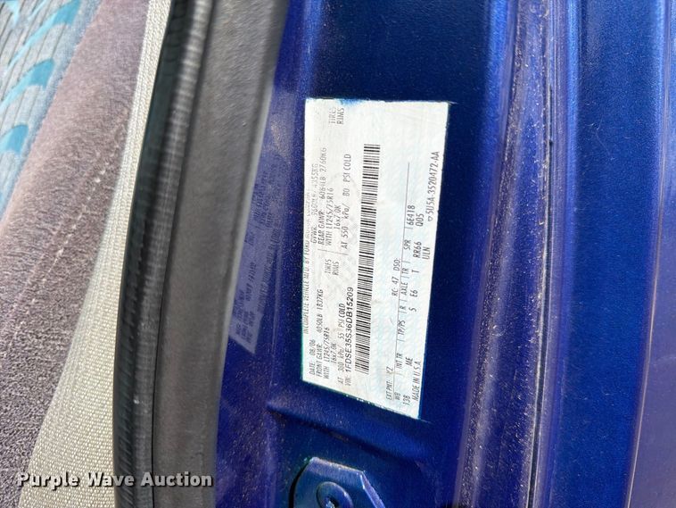 image for item EW1157 2007 TURT E350 shuttle bus