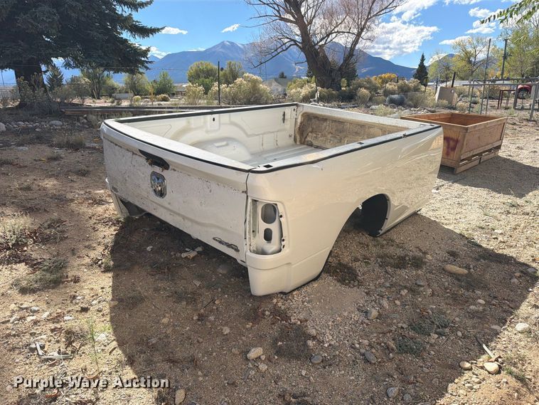image for item EW1159 Pickup truck bed