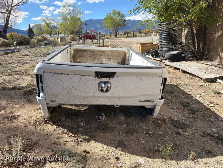 image for item EW1159 Pickup truck bed