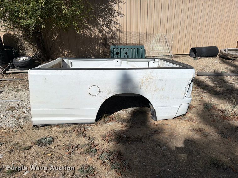 image for item EW1159 Pickup truck bed