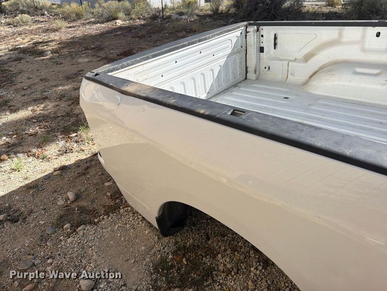 image for item EW1159 Pickup truck bed