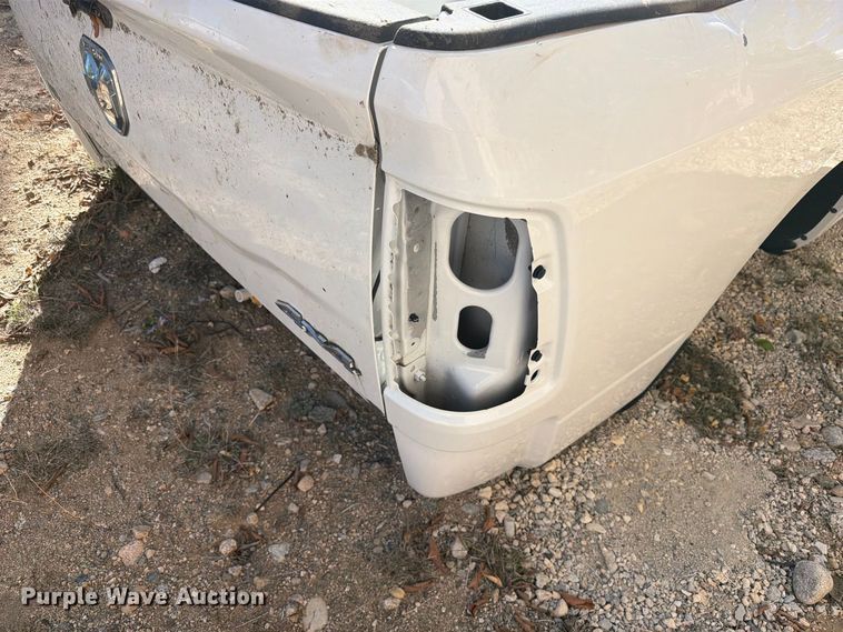 image for item EW1159 Pickup truck bed