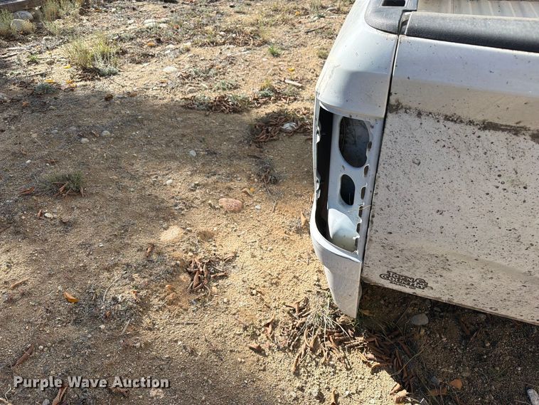 image for item EW1159 Pickup truck bed